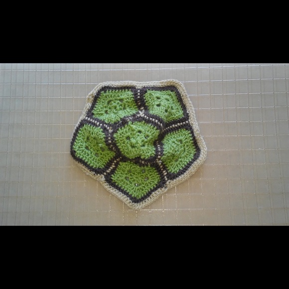 Handmade newborn baby turtle costume! - Picture 2 of 5